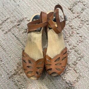 Swedish Hasbeens Clogs